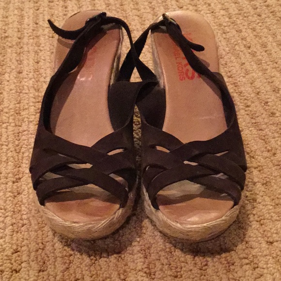 Brown suede woven wedge 3 1/2” heeled sandals - Picture 4 of 6